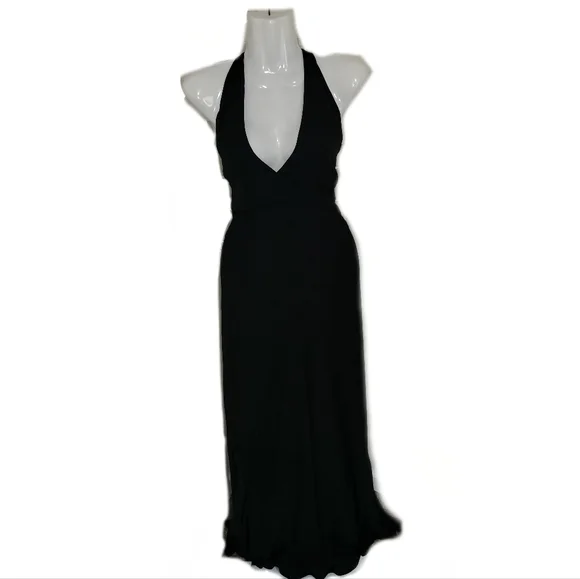 Silk halter-back gown - Picture 5 of 9